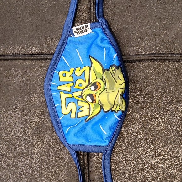 Children's Star Wars Baby Yoda Mask - Picture 1 of 1